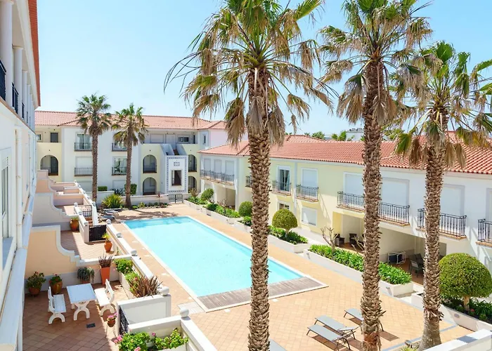 The Lazy Sunbathers, Del Rei, Obidos, B11 * オビドス